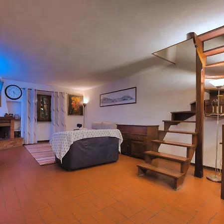 Casa Rifrullo Risto アパート ポルトフェッラーイオ