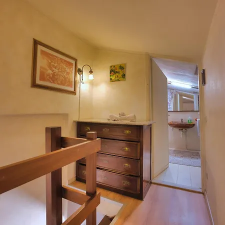 Casa Rifrullo Risto ポルトフェッラーイオ